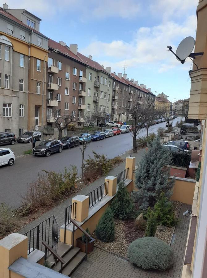 Ubytovani Na Spravnem Miste Znojmo Exteriör bild