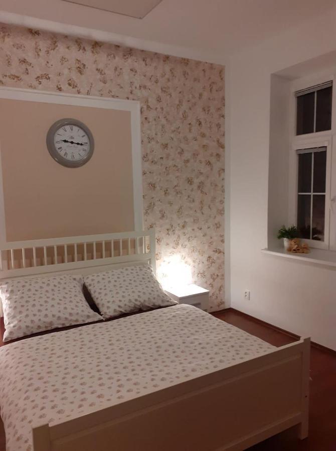 Ubytovani Na Spravnem Miste Znojmo Exteriör bild